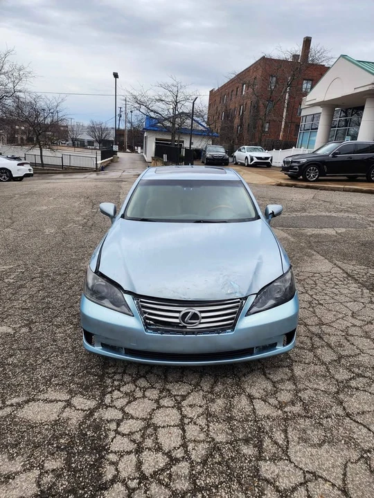 2011 Lexus ES 5th Gen - Image 8 of 8