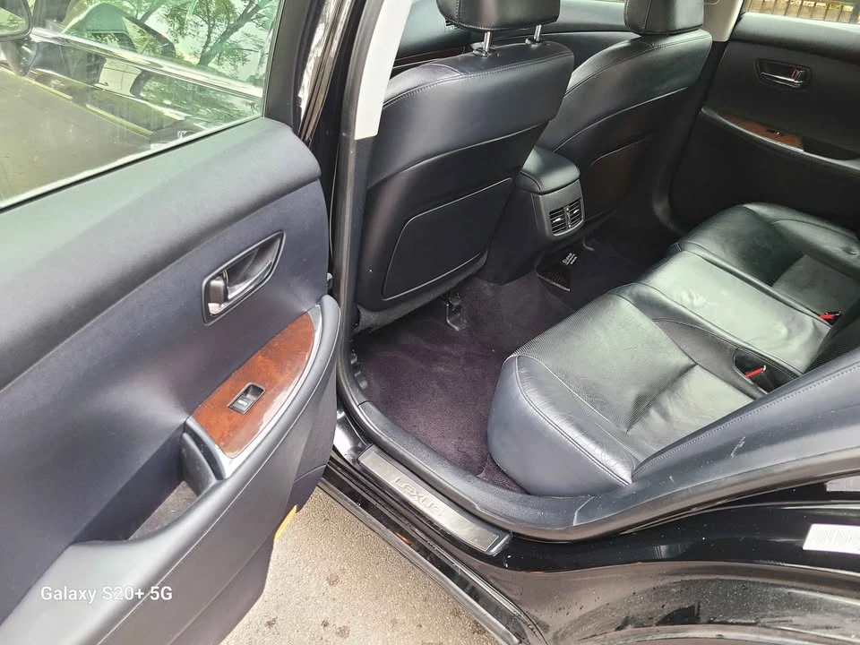 2011 Lexus ES 5th Gen - Image 11 of 20