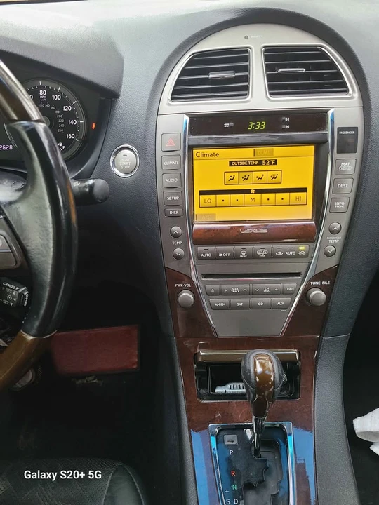 2011 Lexus ES 5th Gen - Image 8 of 20