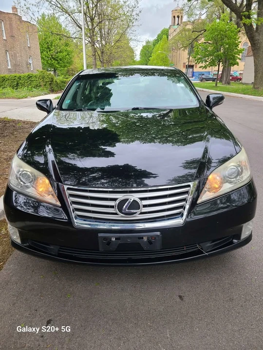 2011 Lexus ES 5th Gen - Image 2 of 20