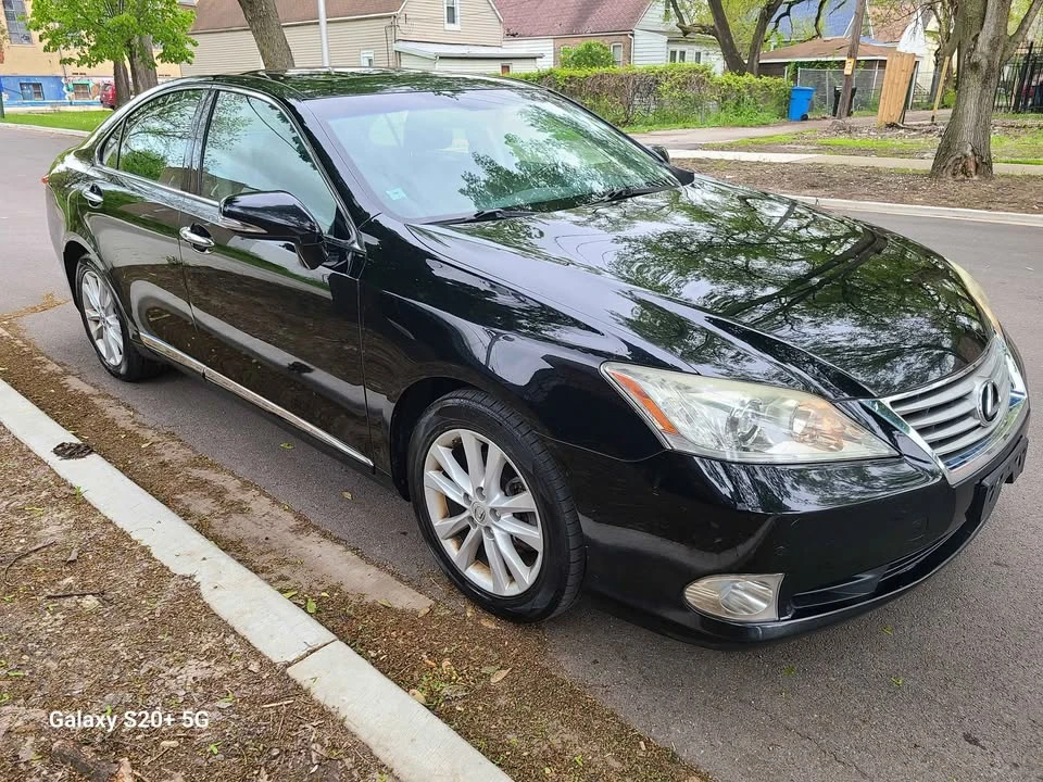2011 Lexus ES 5th Gen - Image 3 of 20