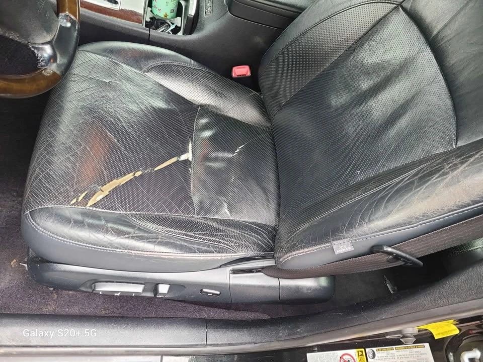 2011 Lexus ES 5th Gen - Image 17 of 20