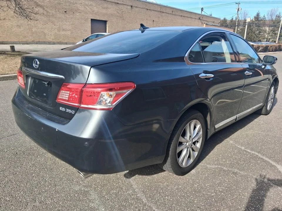 2011 Lexus ES 5th Gen - Image 6 of 9
