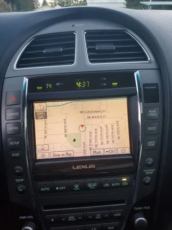 2011 Lexus ES 5th Gen - Image 17 of 21