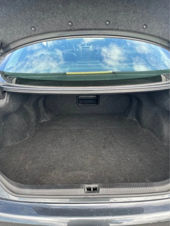 2011 Lexus ES 5th Gen - Image 13 of 18