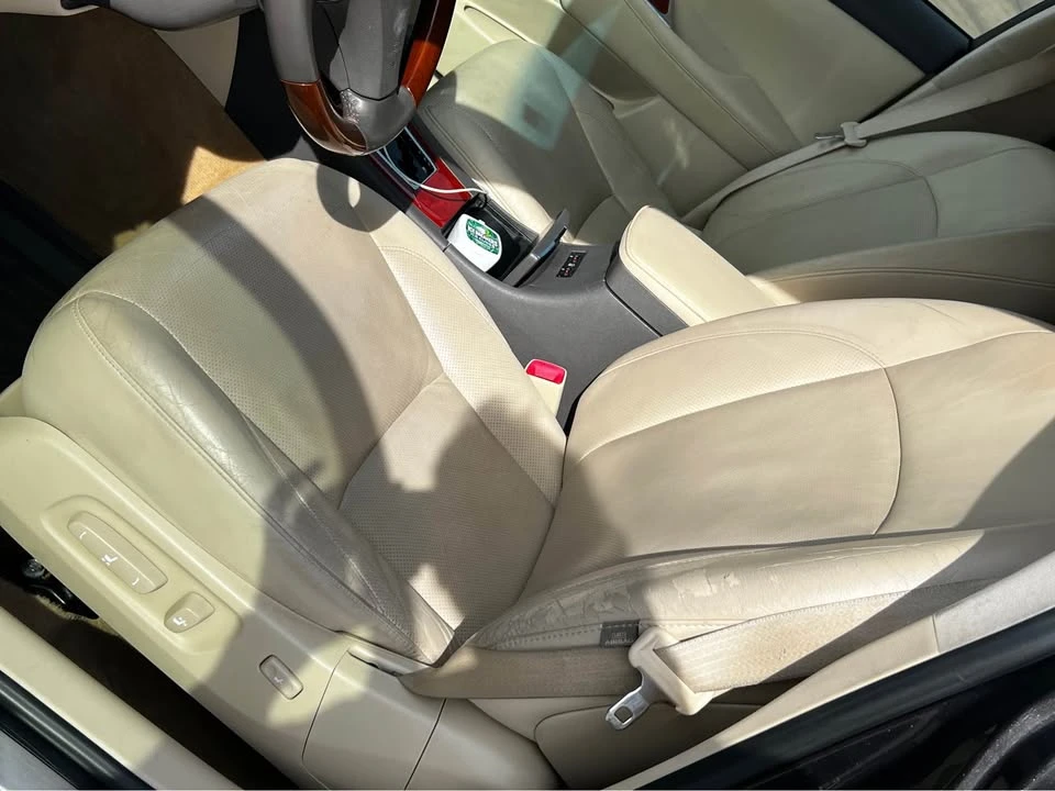 2011 Lexus ES 4th Gen - Image 7 of 19