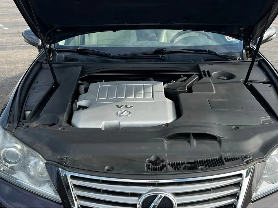 2011 Lexus ES 4th Gen - Image 18 of 19