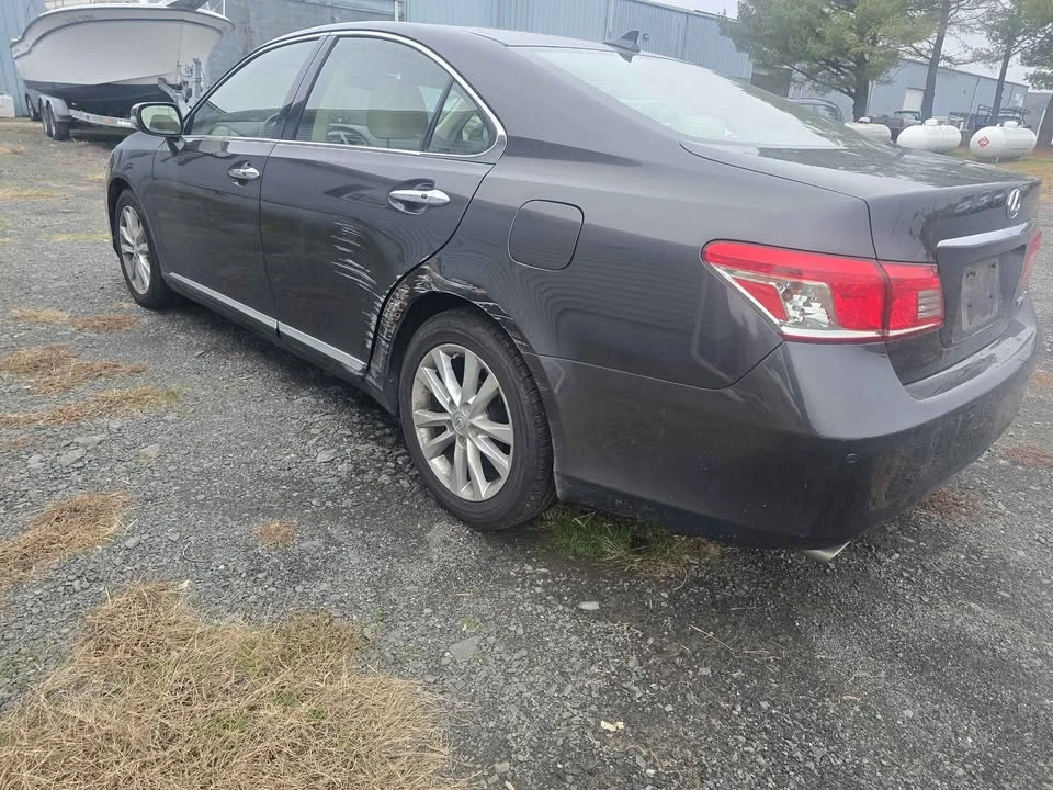 2011 Lexus ES 4th Gen - Image 3 of 6