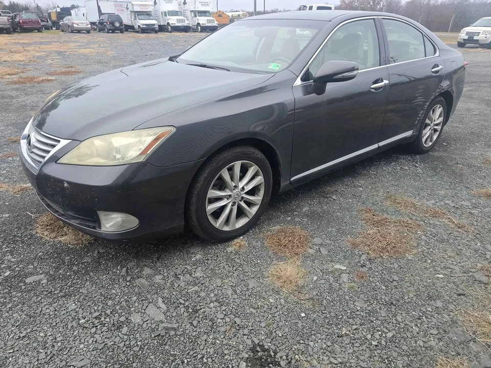 2011 Lexus ES 4th Gen - Image 5 of 6