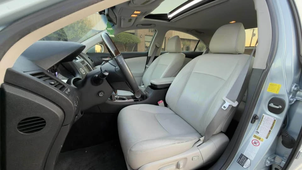 2011 Lexus ES 5th Gen - Image 10 of 14