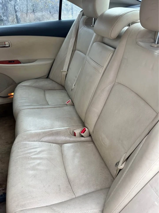 2011 Lexus ES 5th Gen - Image 12 of 12