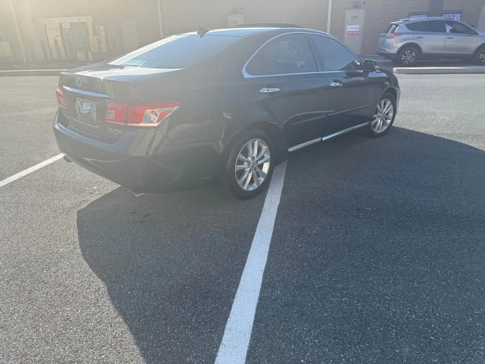 2011 Lexus ES 4th Gen - Image 7 of 7