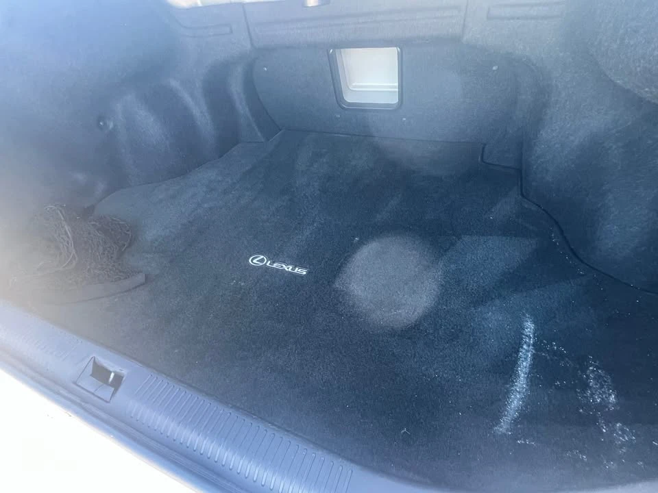 2011 Lexus ES 5th Gen - Image 14 of 15