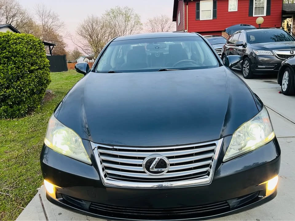 2011 Lexus ES 5th Gen - Image 13 of 14