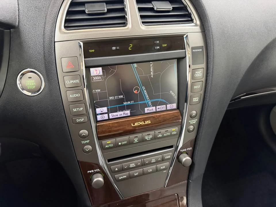 2011 Lexus ES 5th Gen - Image 7 of 20