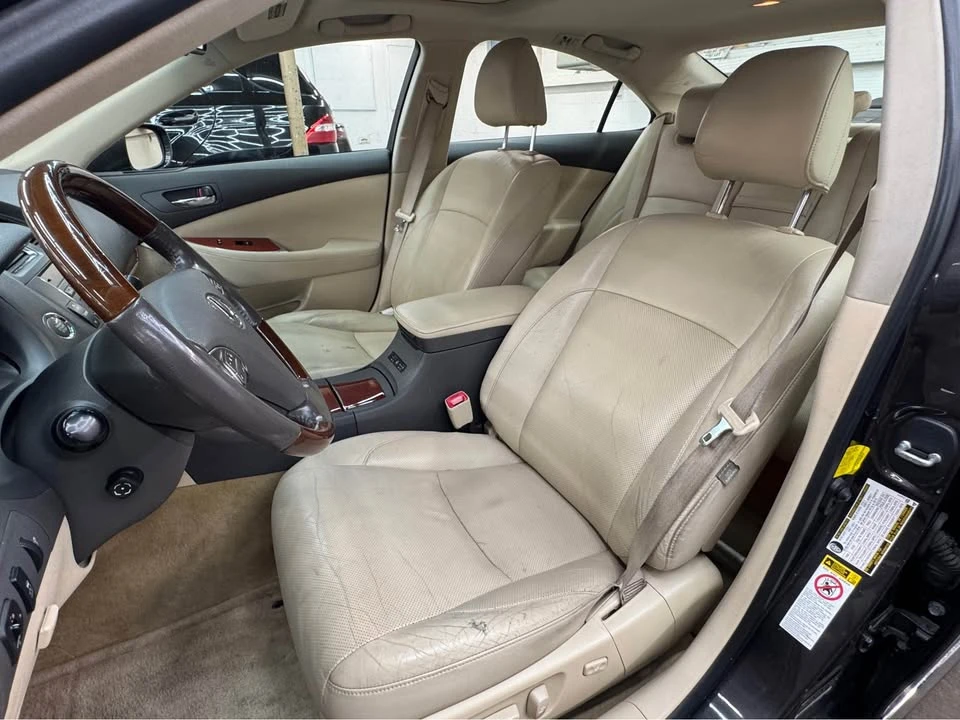 2011 Lexus ES 5th Gen - Image 13 of 20