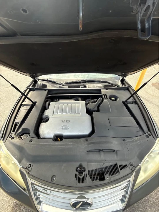 2011 Lexus ES 5th Gen - Image 6 of 7
