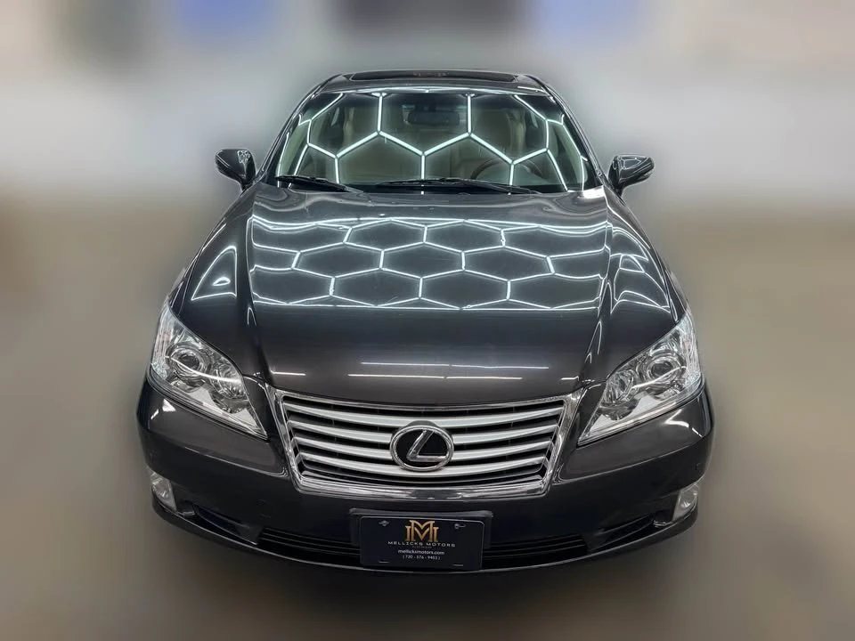 2011 Lexus ES 5th Gen - Image 3 of 20