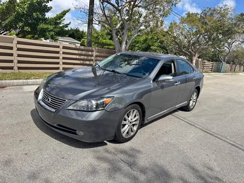2011 Lexus ES 350 Luxury Sedan