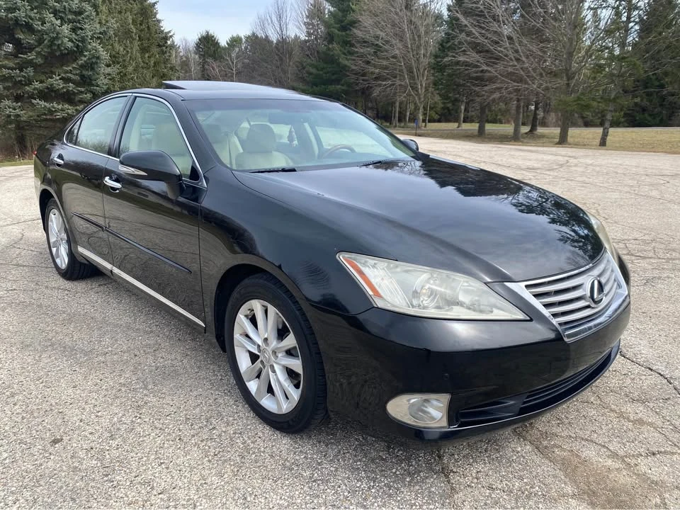 2011 Lexus ES 5th Gen - Image 7 of 14