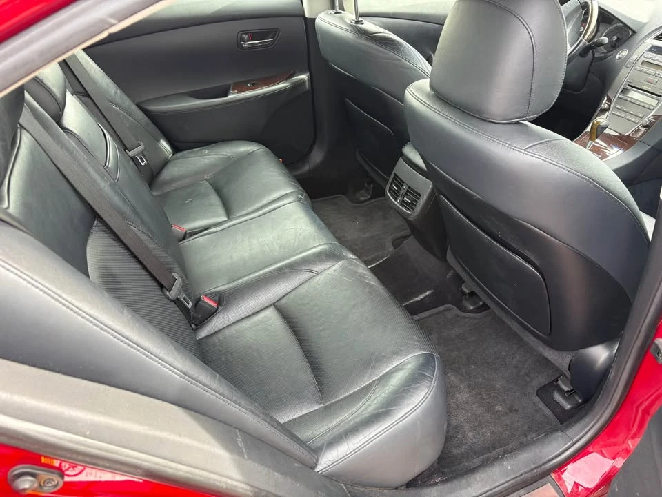 2011 Lexus ES 5th Gen - Image 13 of 20