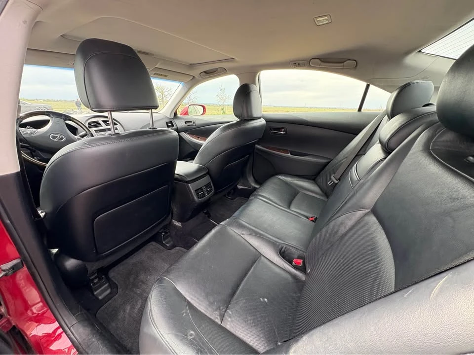 2011 Lexus ES 5th Gen - Image 15 of 20