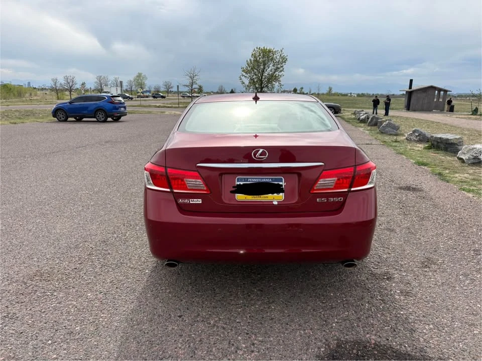2011 Lexus ES 5th Gen - Image 18 of 20