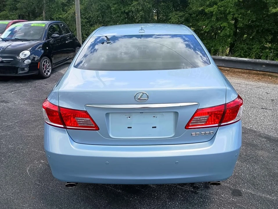 2011 Lexus ES 5th Gen - Image 4 of 8