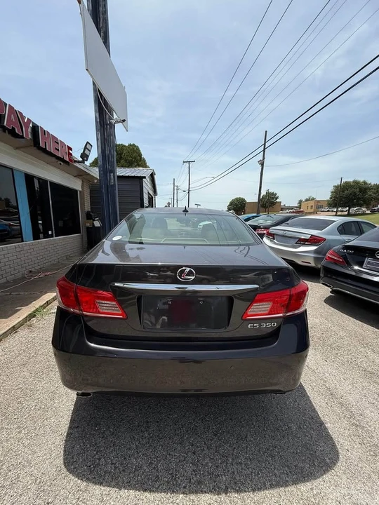 2011 Lexus ES 4th Gen - Image 10 of 11