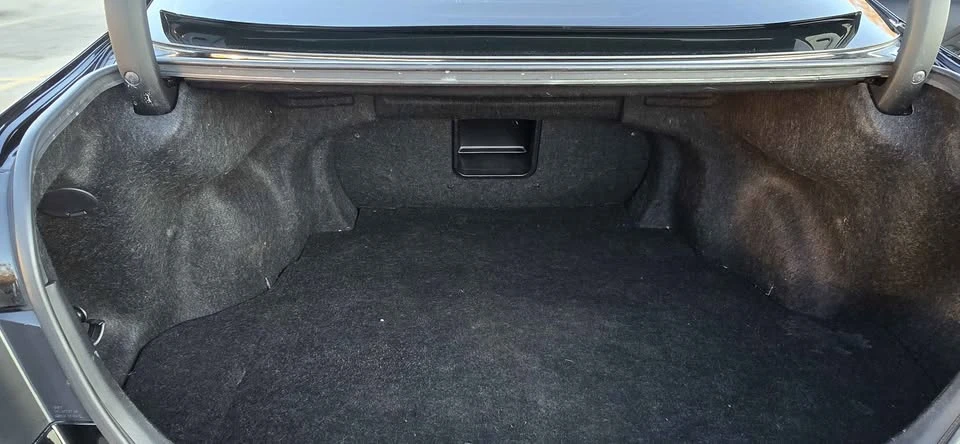 2011 Lexus ES 5th Gen - Image 19 of 19