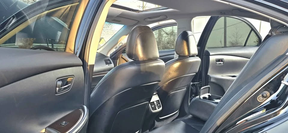 2011 Lexus ES 5th Gen - Image 14 of 19
