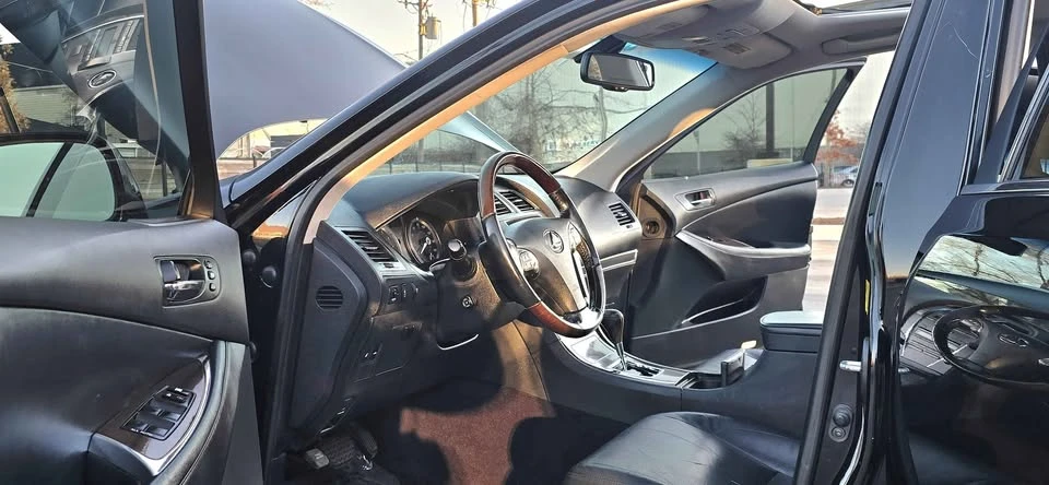 2011 Lexus ES 5th Gen - Image 15 of 19