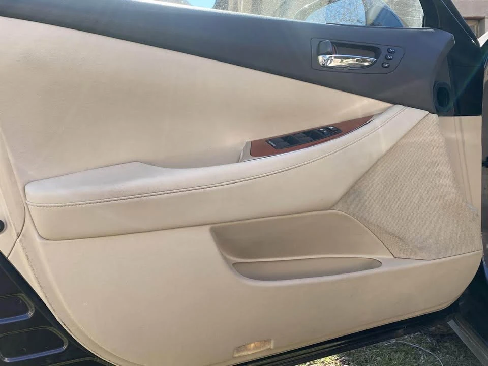 2011 Lexus ES 5th Gen - Image 9 of 12
