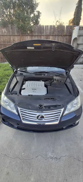 2011 Lexus ES 5th Gen - Image 8 of 9