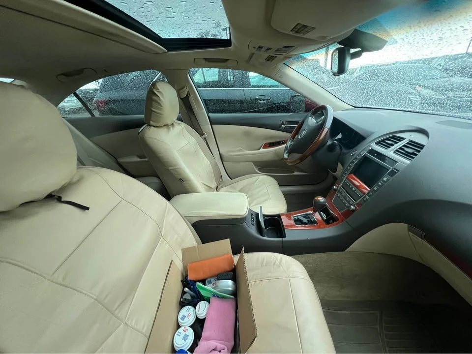 2011 Lexus ES 5th Gen - Image 3 of 5