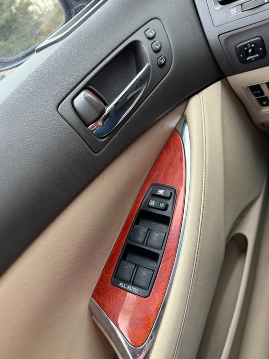 2011 Lexus ES 5th Gen - Image 20 of 20