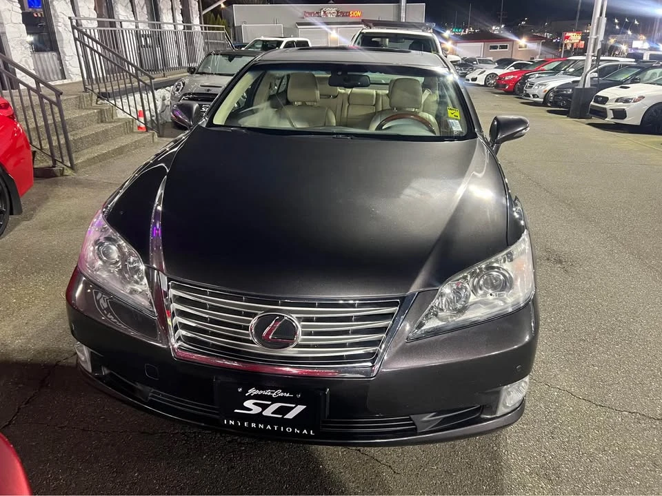 2011 Lexus ES 5th Gen - Image 2 of 16