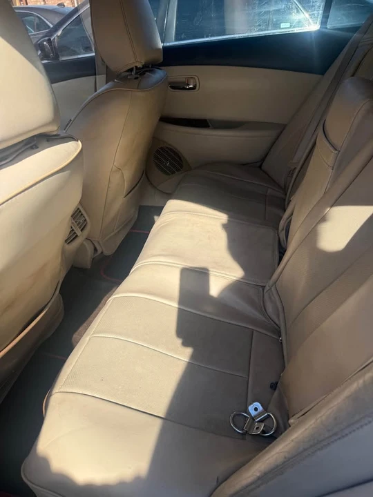 2011 Lexus ES 5th Gen - Image 5 of 5