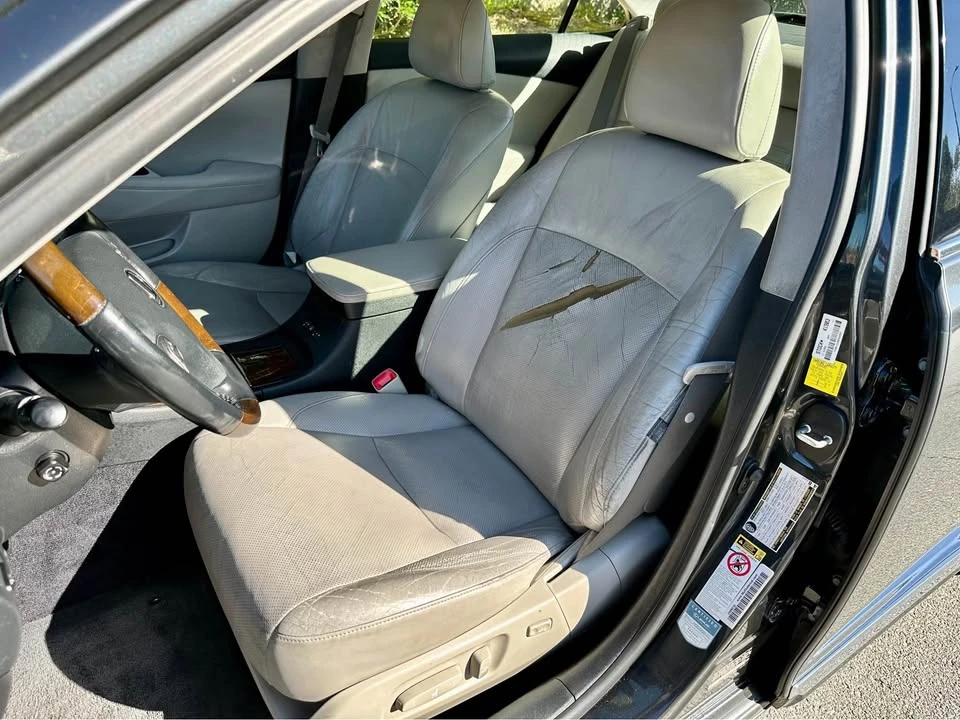 2011 Lexus ES 5th Gen - Image 13 of 18