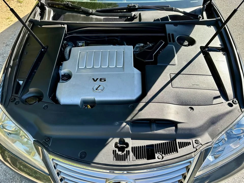 2011 Lexus ES 5th Gen - Image 17 of 18