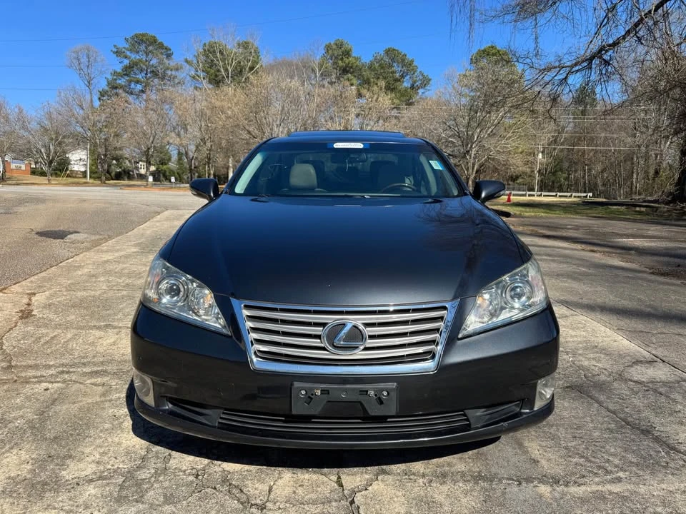 2011 Lexus ES 5th Gen - Image 2 of 13