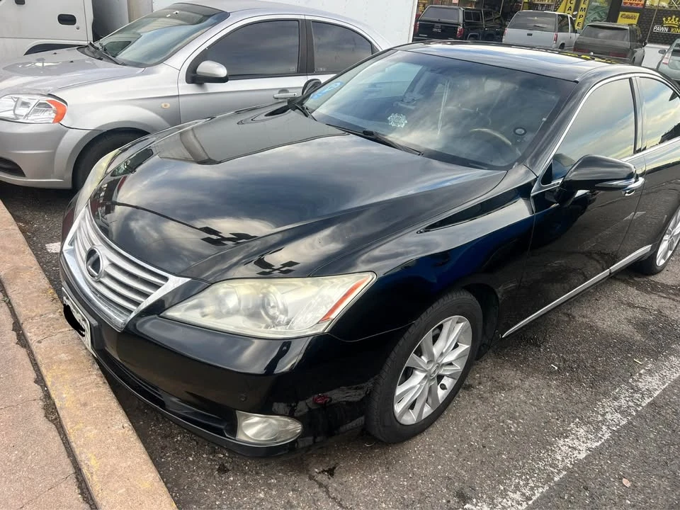 2011 Lexus ES 5th Gen - Image 7 of 14