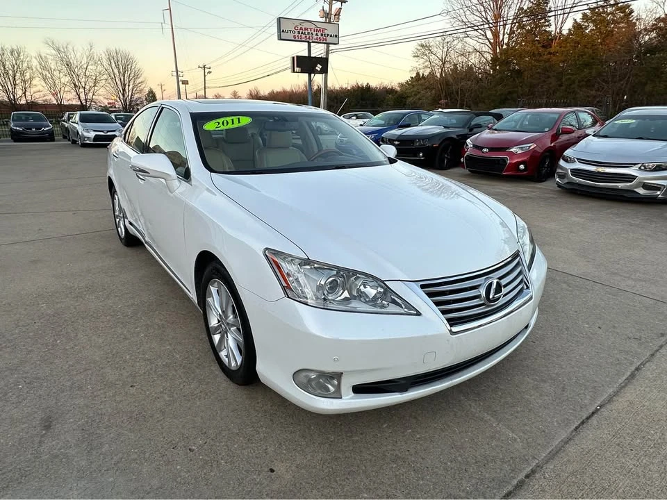 2011 Lexus ES 5th Gen - Image 9 of 19