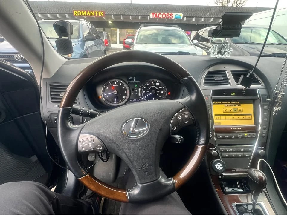 2011 Lexus ES 5th Gen - Image 13 of 14