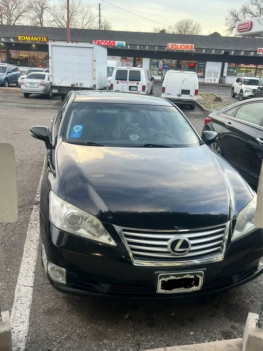 2011 Lexus ES 5th Gen - Image 4 of 14