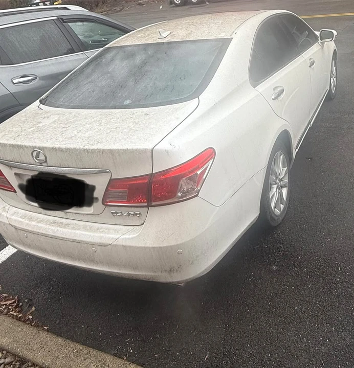 2011 Lexus ES 5th Gen - Image 3 of 3