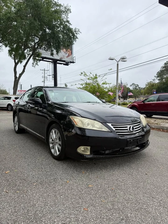 2011 Lexus ES 5th Gen - Image 2 of 12