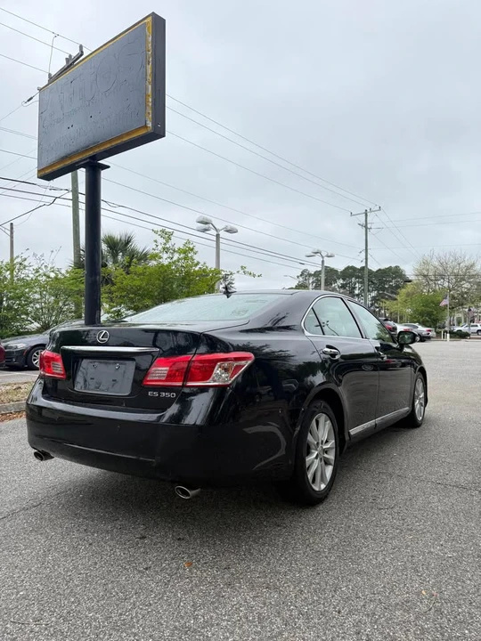 2011 Lexus ES 5th Gen - Image 7 of 12