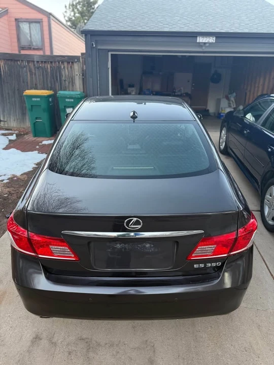 2011 Lexus ES 5th Gen - Image 4 of 19