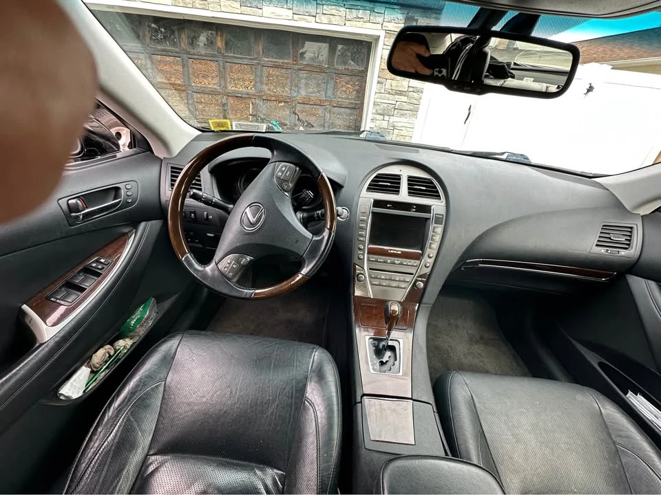 2011 Lexus ES 5th Gen - Image 6 of 6